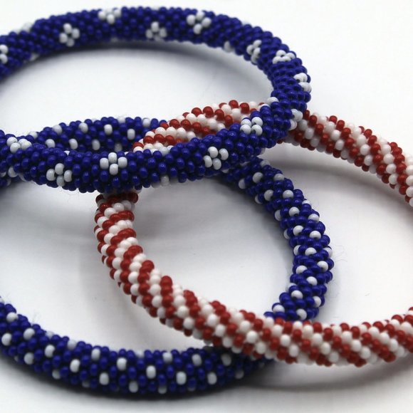 Set of 3 American Flag Style Stacked Bracelets Nepal Glass Bead Seed Bracelet - Picture 4 of 7